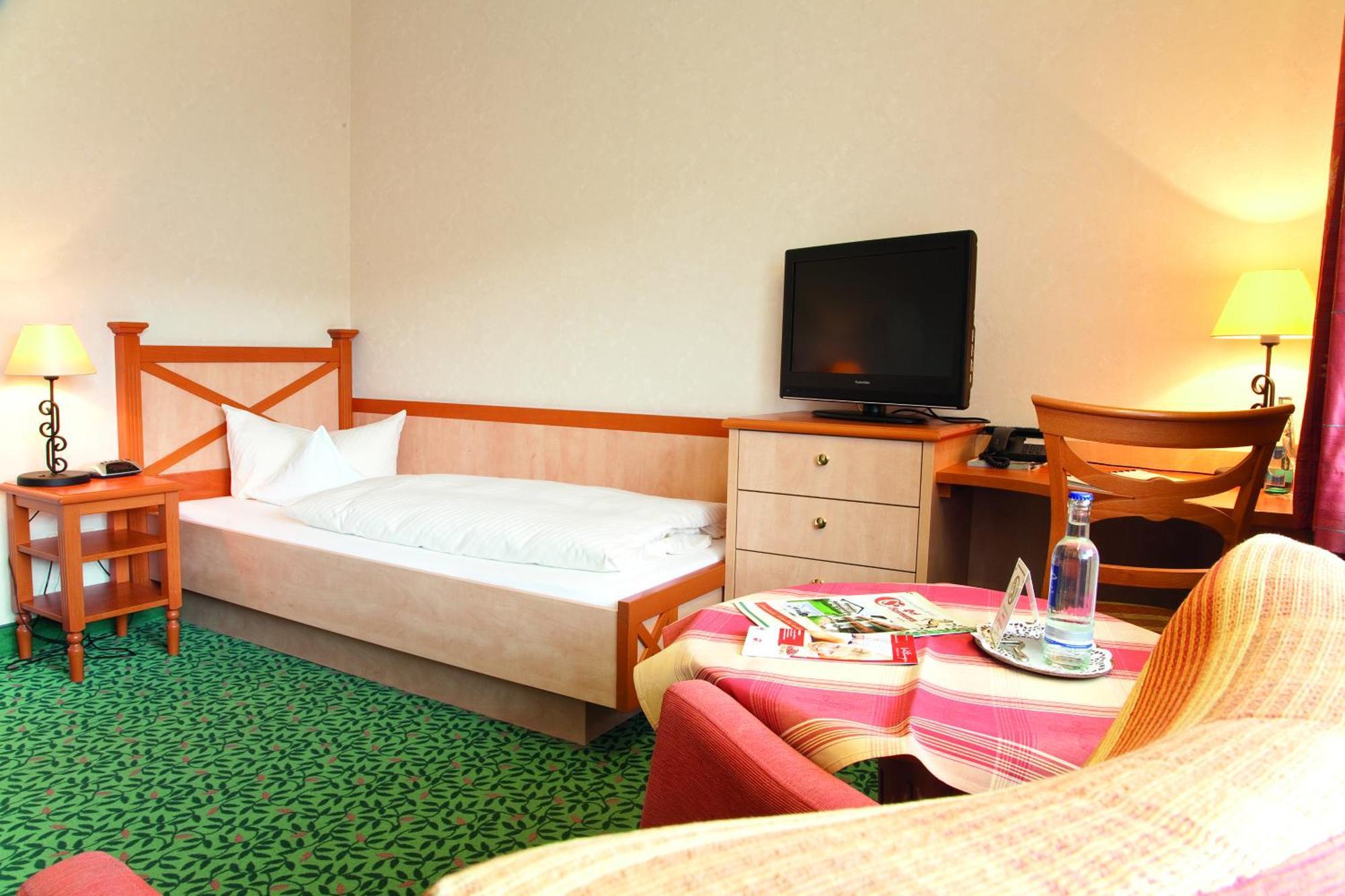 וילינגן Landkomfort Hotel Elsenmann חדר תמונה