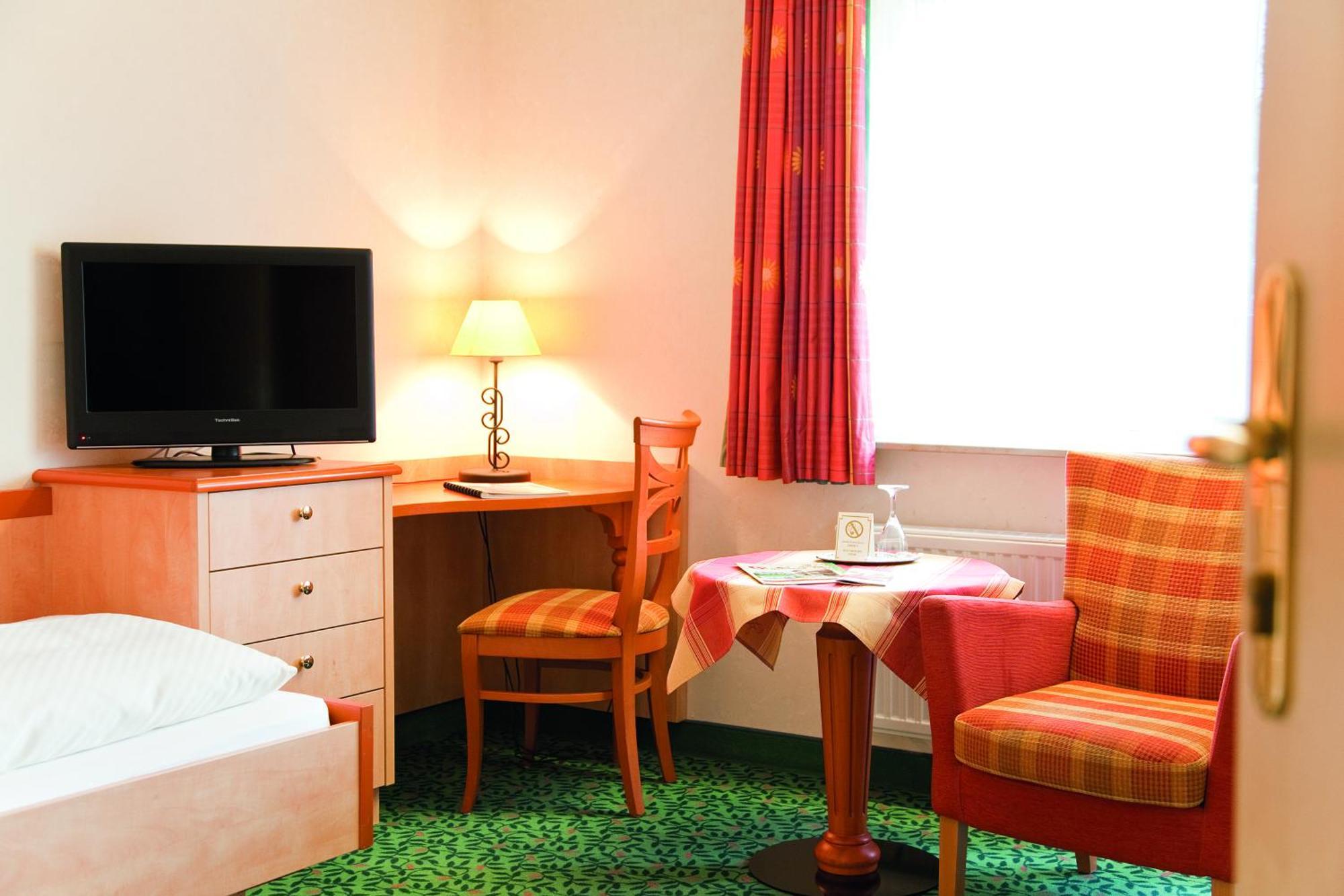 וילינגן Landkomfort Hotel Elsenmann חדר תמונה